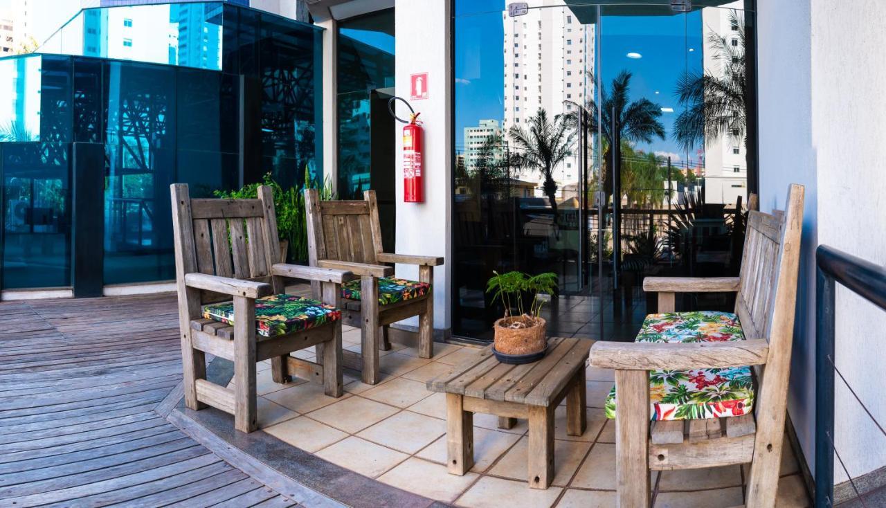 Bahamas Suite Hotel กัมโปกรันเด ภายนอก รูปภาพ